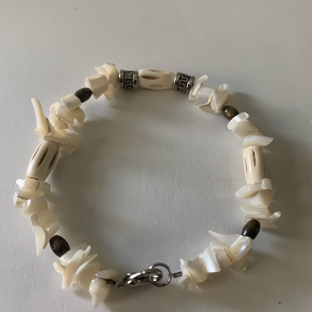 Shell Bracelet Beaded - image 3